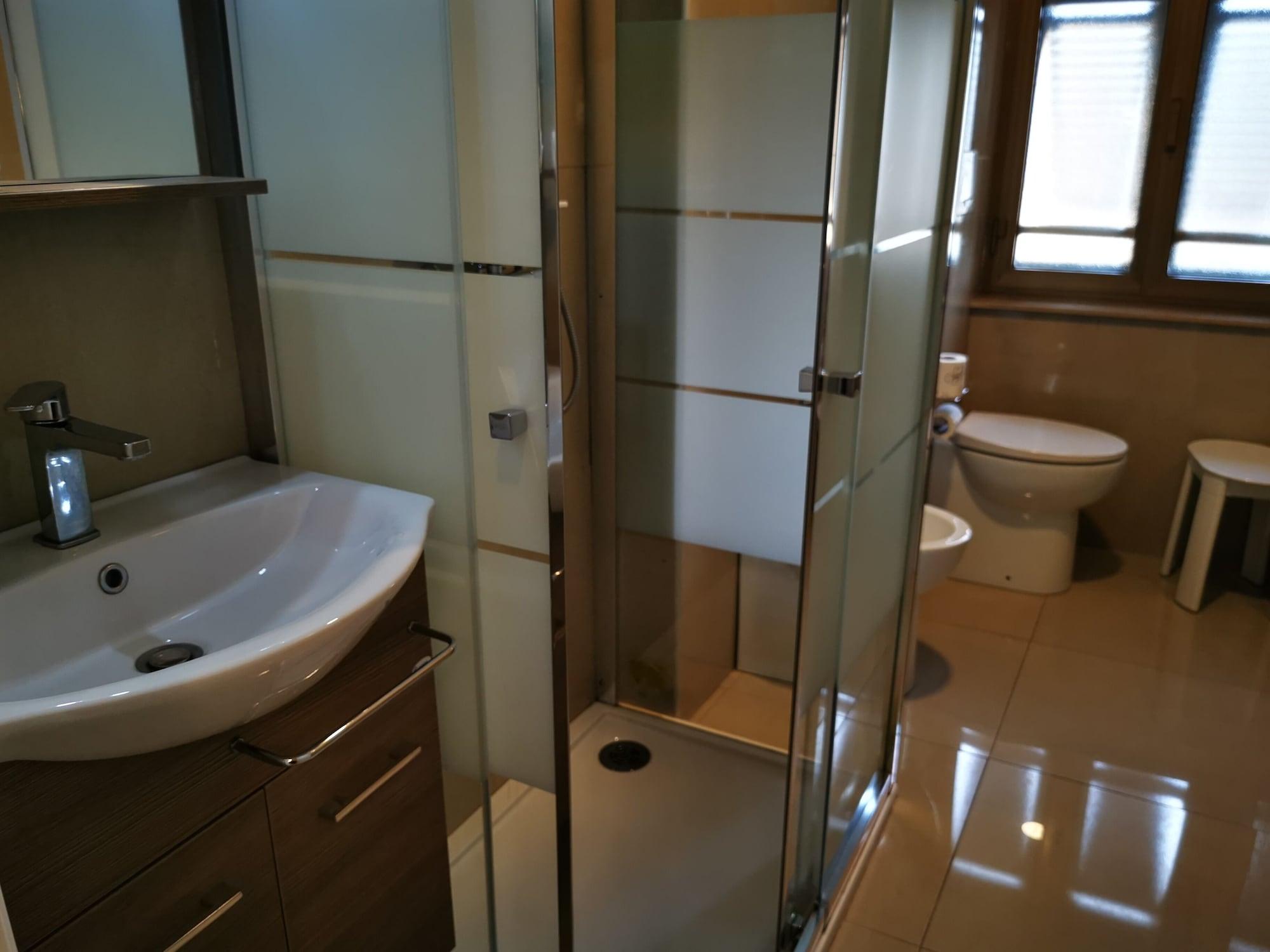 New Alexander Hotel Генуя Экстерьер фото