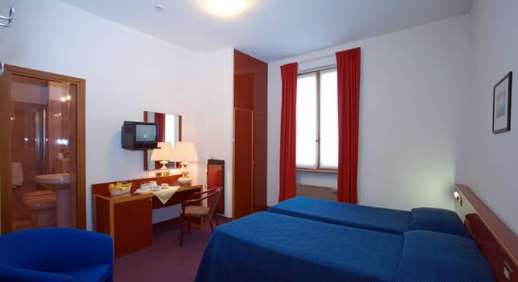 New Alexander Hotel Генуя Экстерьер фото